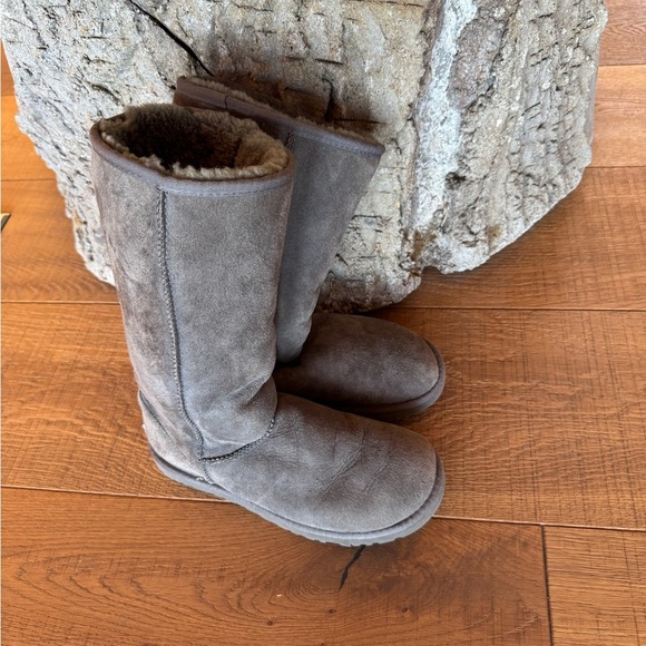 UGG Shoes - UGG Classic Tall Boots in Charcoal sz 6